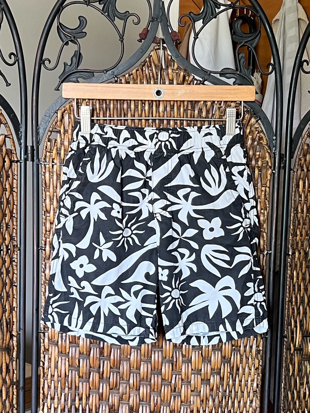 12 H&M Patterned Swim Trunks